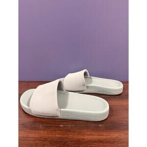 Lululemon Restfeel Slide Light Vapor Women’s Size 8